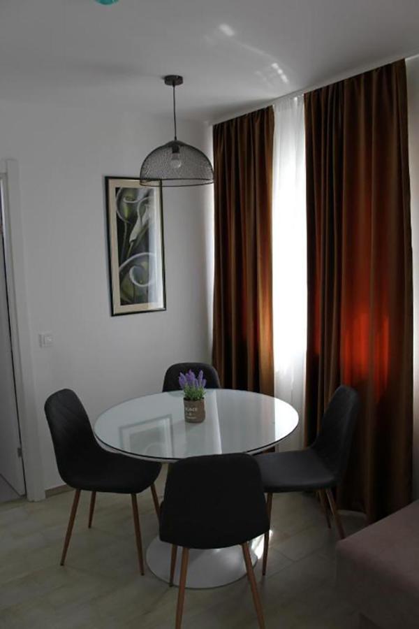 Royal Apartmani Banyaluka Dış mekan fotoğraf